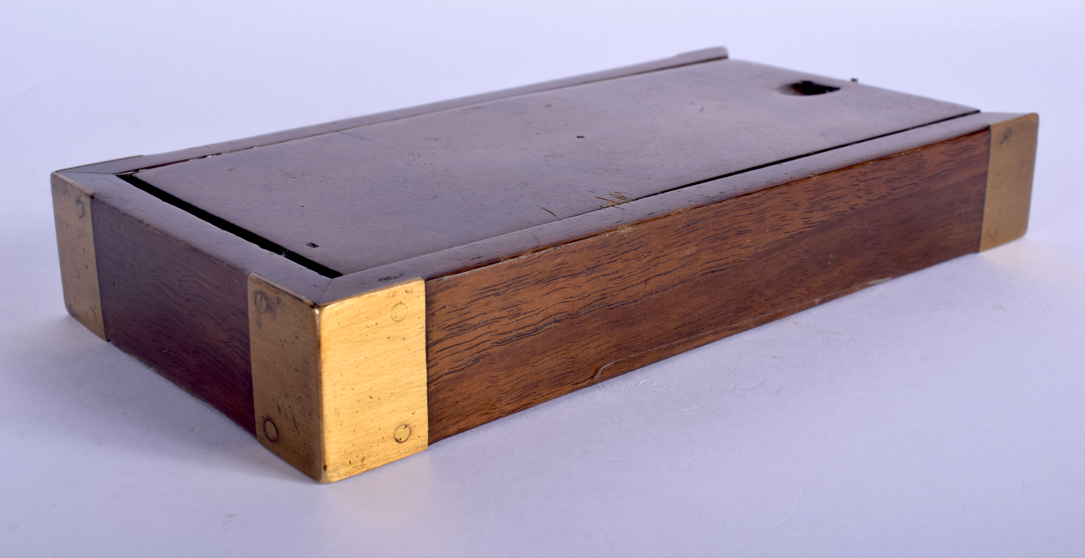 A VERY UNUSUAL 18TH CENTURY CONTINENTAL CASED TREEN SUNDIAL COMPASS with silvered mounts. 16 cm x 10 - Image 4 of 5
