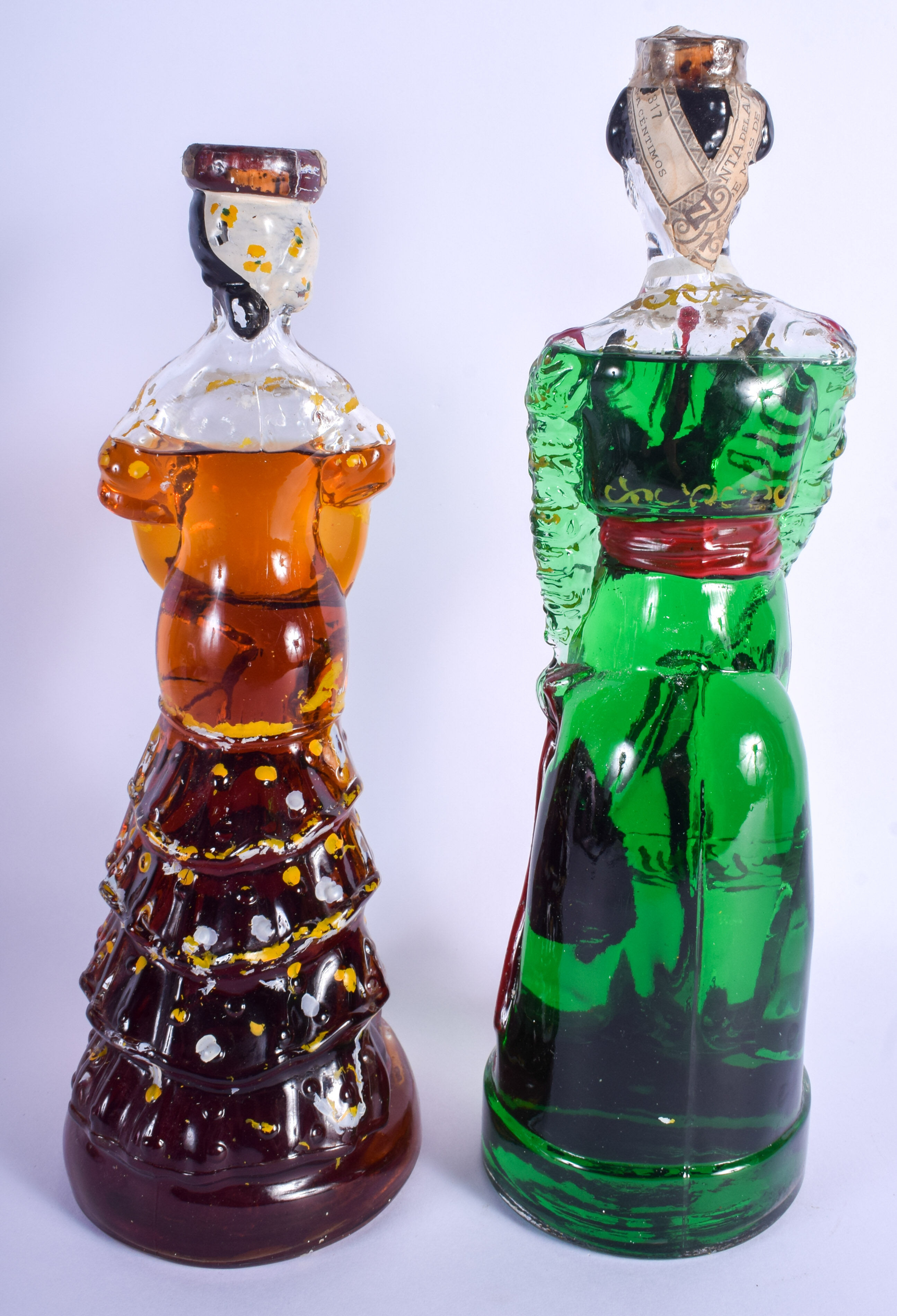 TWO VINTAGE SPANISH GLASS LIQUOR DECANTERS AND STOPPERS Barcelona. Largest 34 cm high. (2) - Bild 2 aus 2