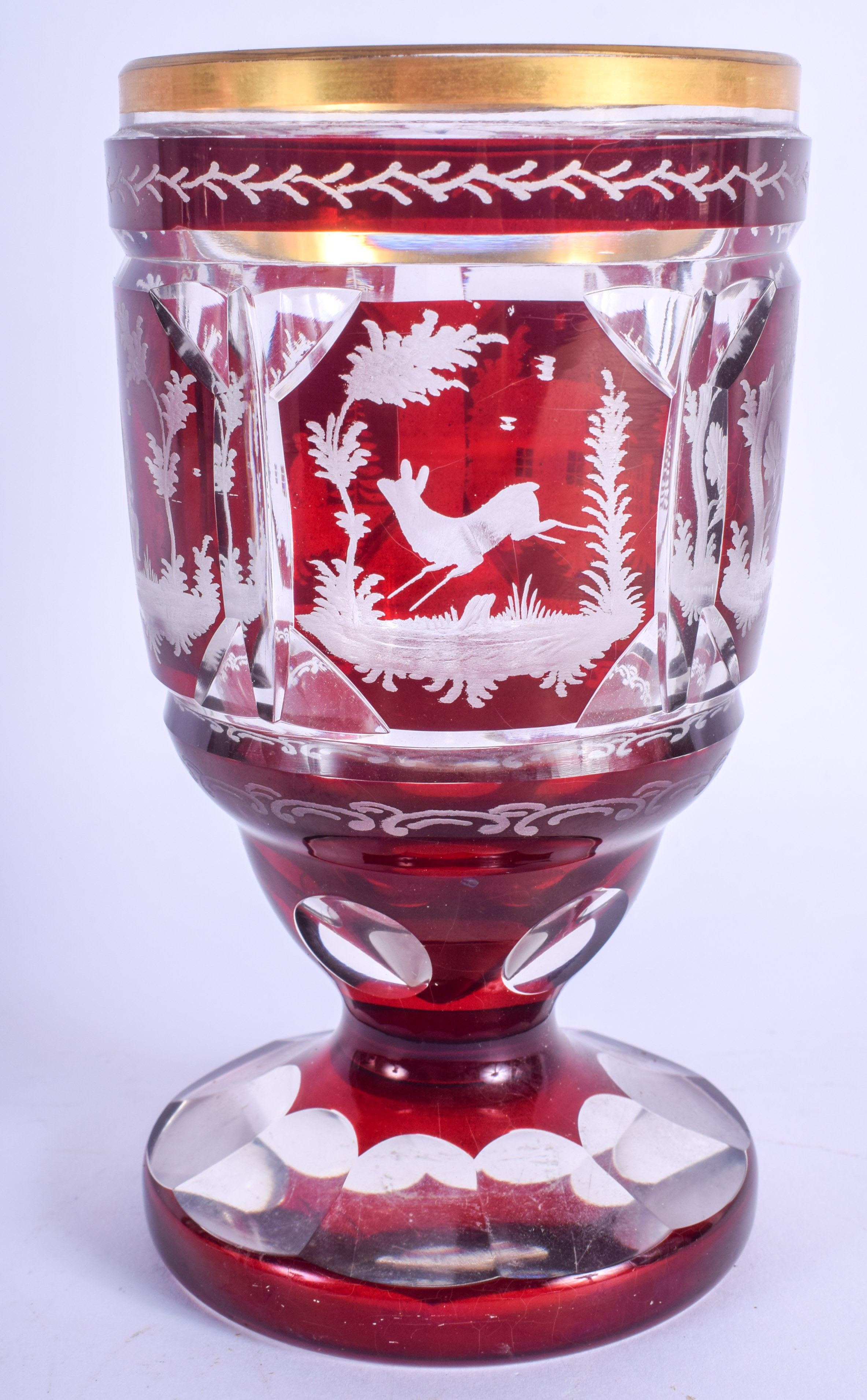 AN ANTIQUE BOHEMIAN GLASS GOBLET decorated with birds. 15 cm high. - Bild 2 aus 3