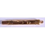 AN ANTIQUE FRENCH 14CT GOLD ETUI. 8.8 grams. 8 cm high.