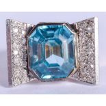 AN ART DECO GOLD AQUAMARINE AND DIAMOND RING. 17 grams. N. Aqua 1.2 cm x 1.5 cm.