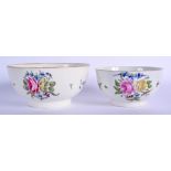 18th c. Caughley pair of graduated bowls painted with back to back roses. 15.5cm wide