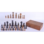 AN ANTIQUE BOXWOOD CHESS SET. Largest 8.5 cm high. (qty)