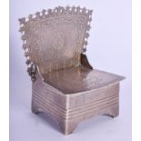 A RARE ANTIQUE CONTINENTAL SILVER SALT BOX in the form of a chair. 95 grams. 8 cm x 6.5 cm.