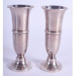 A PAIR OF VINTAGE SILVER VASES. 179 grams weighted. 13 cm high.