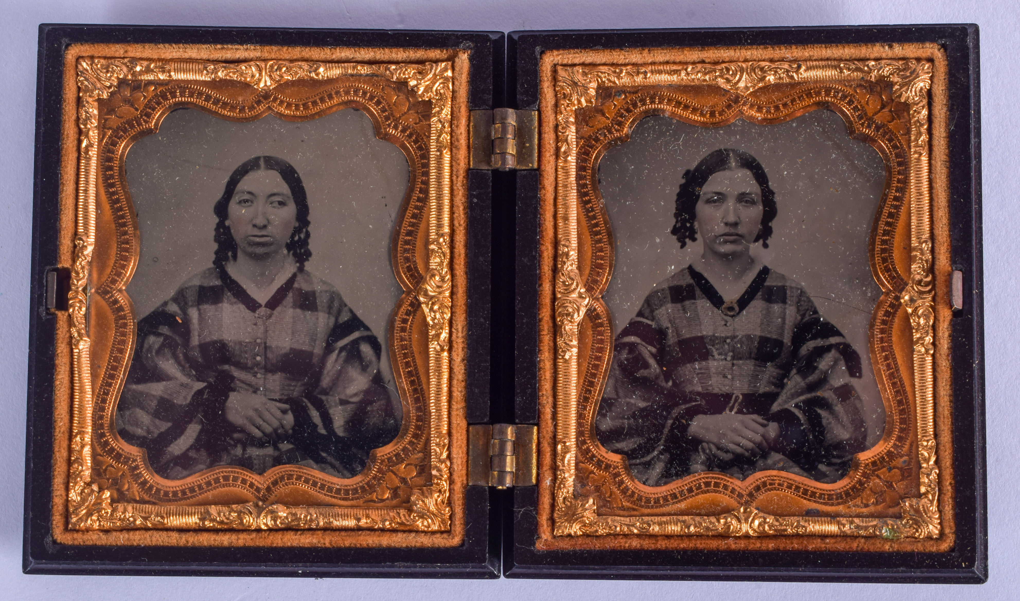 EIGHT ANTIQUE DAGUERREOTYPES in various forms and sizes. Largest 14 cm x 10 cm. (8) - Image 6 of 10