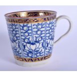 18th c. English porcelain coffee cup probably Worcester. 6 cm high