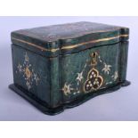 A VERY RARE CENTURY 19TH CENTURY LACQUERED TEA CADDY imitating malachite. 16 cm x 11 cm.