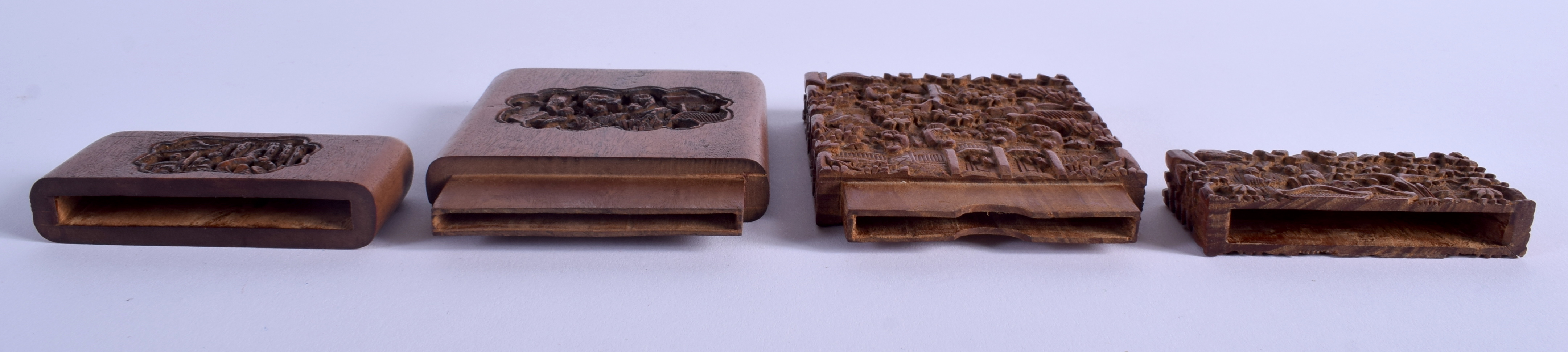 A 19TH CENTURY CHINESE CANTON TORTOISESHELL CARD CASE Qing, together with a rare Qing ivory case an - Image 4 of 4