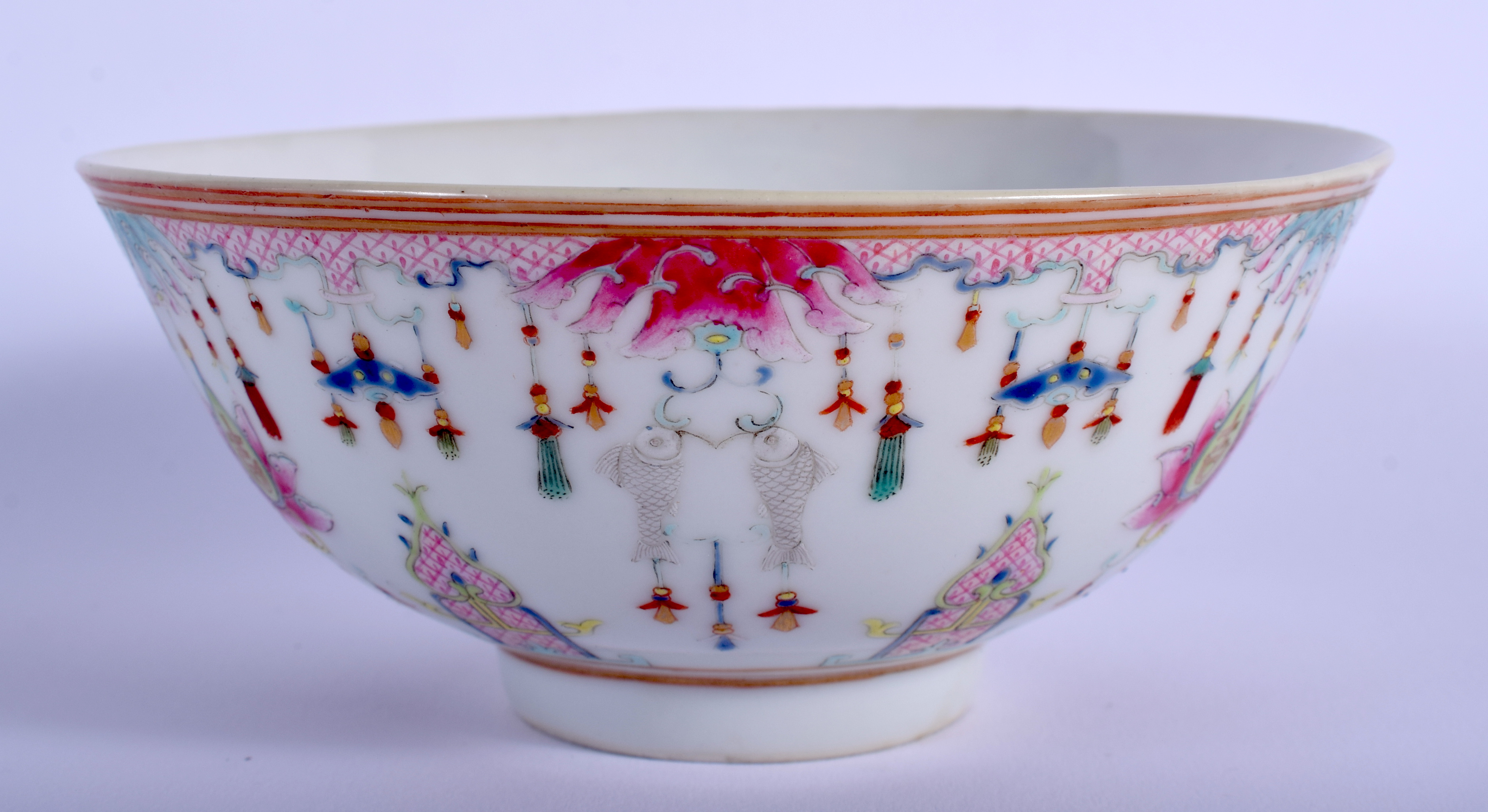 AN EARLY 20TH CENTURY CHINESE FAMILLE ROSE PORCELAIN BOWL Guangxu, painted with Middle Eastern styl - Image 2 of 4