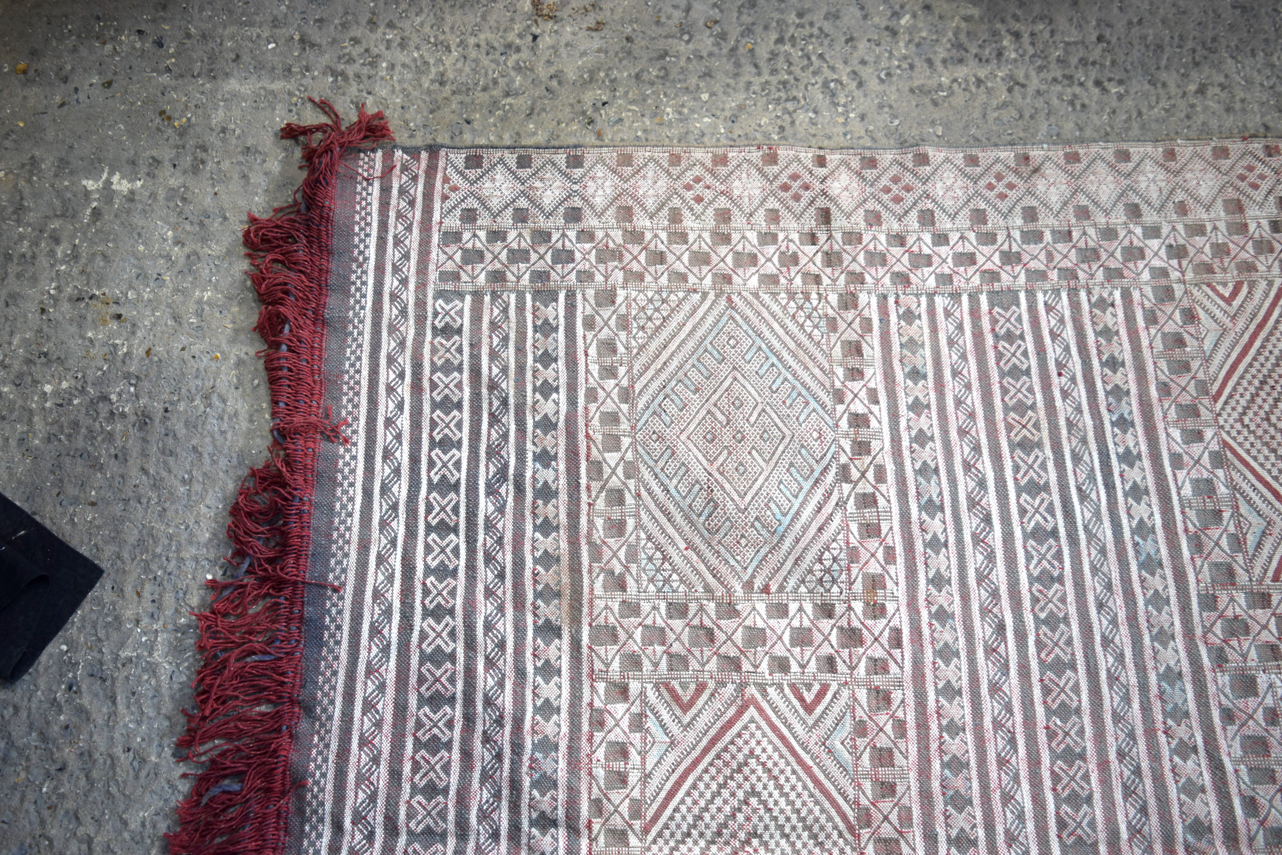 Two wool rugs. 290cm x 190cm - Image 15 of 20