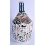 AN 18TH/19TH CENTURY JAPANESE EDO PERIOD AO KUTANI GUGLET VASE painted with figures, flowers and la