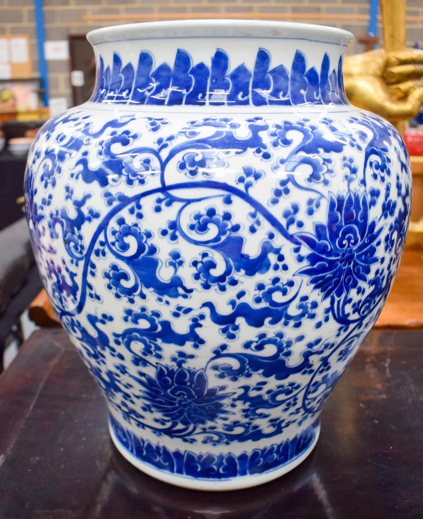 A LARGE PAIR OF CHINESE BLUE AND WHITE PORCELAIN BALUSTER VASES probably Mid Qing Dynasty, painted - Image 12 of 15