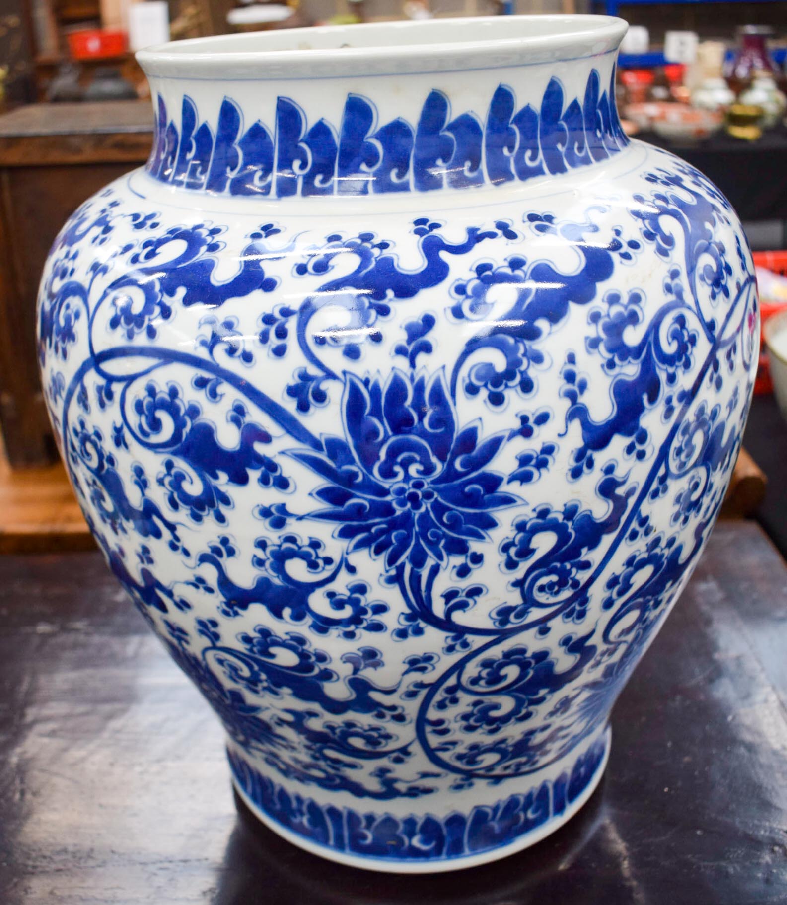 A LARGE PAIR OF CHINESE BLUE AND WHITE PORCELAIN BALUSTER VASES probably Mid Qing Dynasty, painted - Image 5 of 15