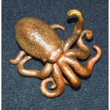 A small Japanese bronze Octopus 6.5cm