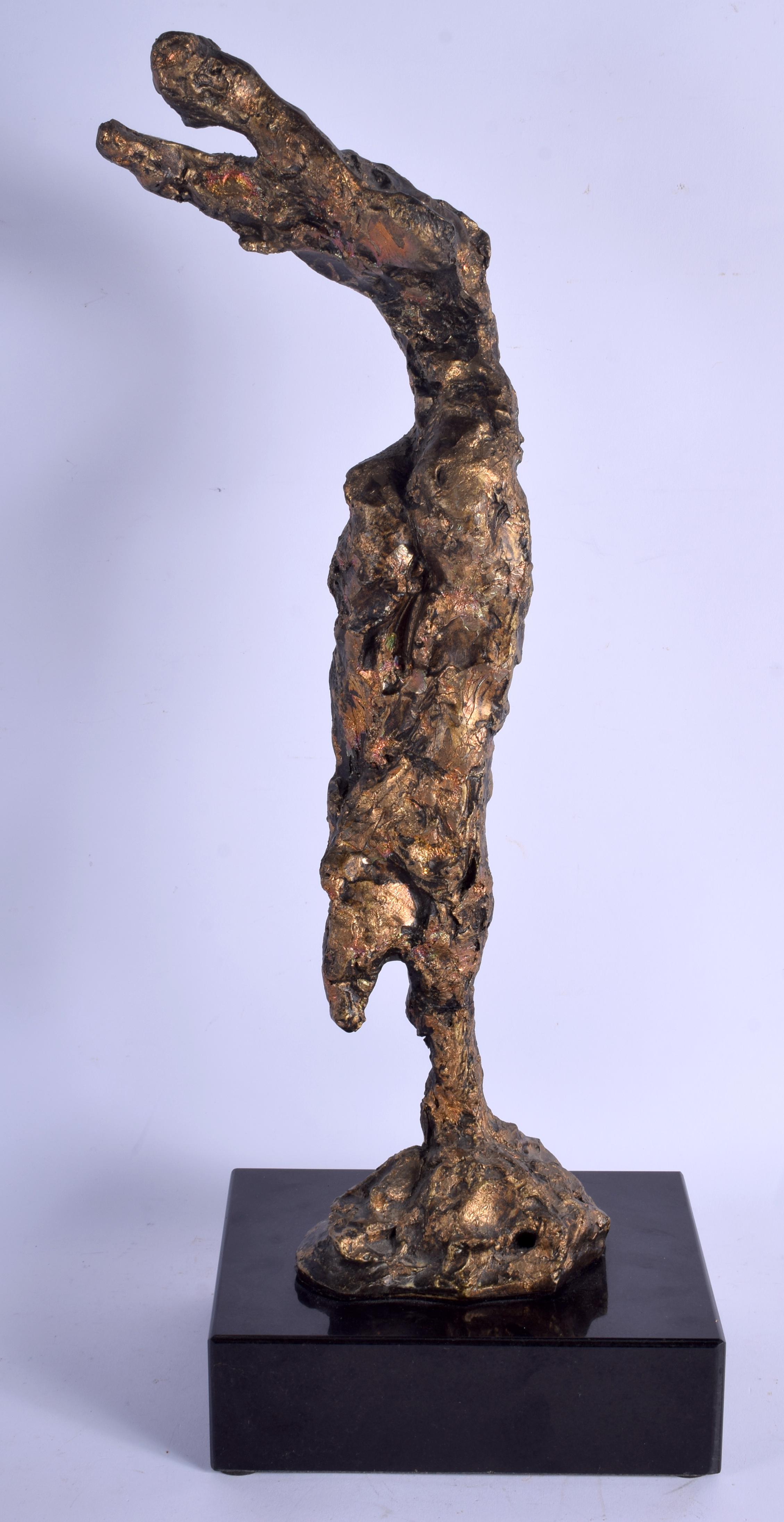 A LARGE ABSTRACT BRONZED FIGURE OF A HUMAN FORM upon a marble base. Figure 48 cm high. - Image 2 of 2