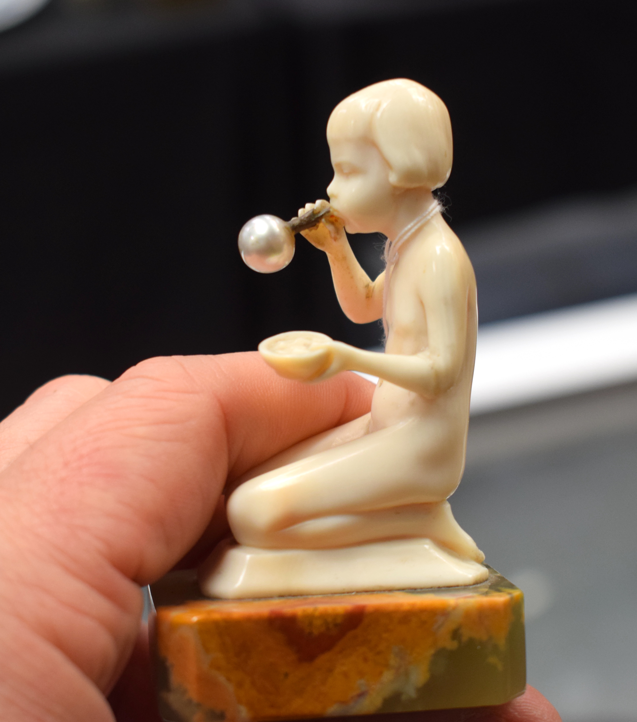 AN ART DECO CARVED IVORY FIGURE OF A BUBBLE BLOWING GIRL by Ferdinand Preiss (1882-1943), modelled - Image 9 of 11