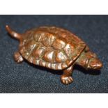 A small bronze Japanese turtle 6 cm
