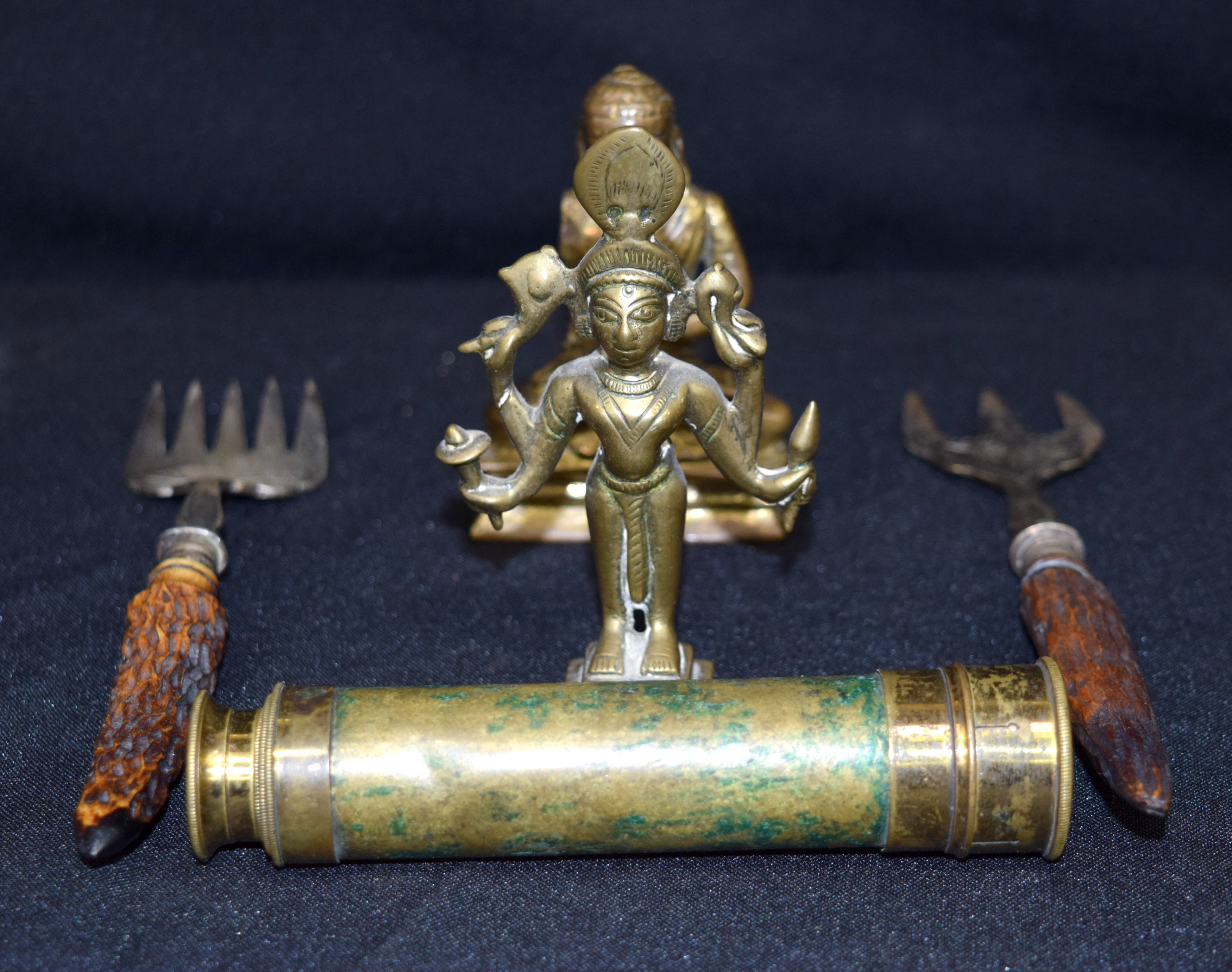 A vintage Telescope 13 cm long, 2 silver plated forks and 2 bronze buddhas (5) - Image 2 of 5