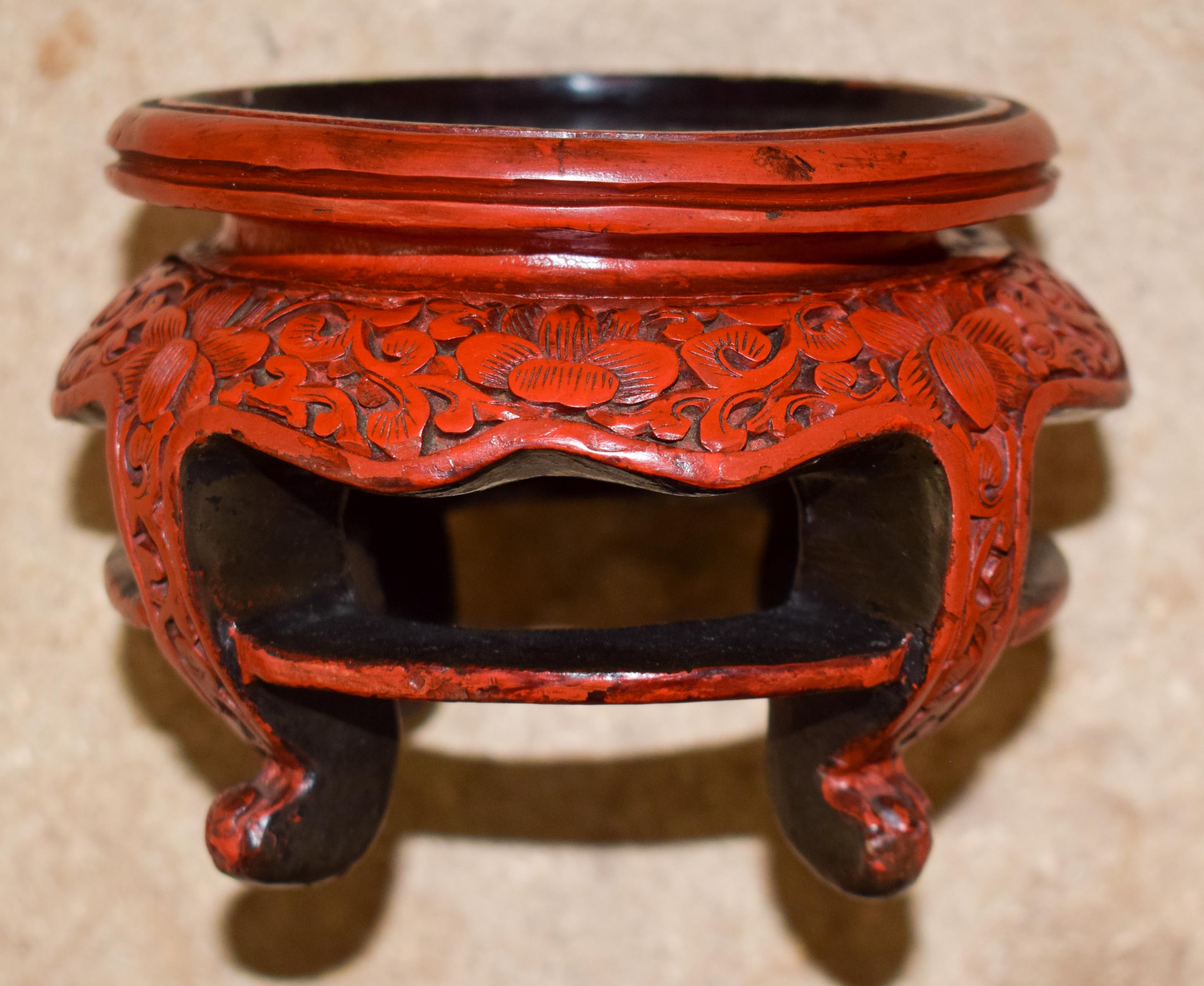 A RARE 19TH CENTURY CHINESE CARVED CINNABAR LACQUER VASE AND COVER Qing, upon a fitted stand. 37 cm - Image 12 of 20