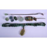 AN EARLY 20TH CENTURY TIBETAN JADEITE AND CORAL BROOCH etc. (qty)
