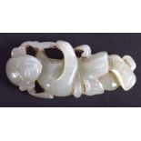 AN EARLY 20TH CENTURY CHINESE CARVED GREEN JADE GIRL Late Qing/Republic. 6.5 cm x 2.75 cm.