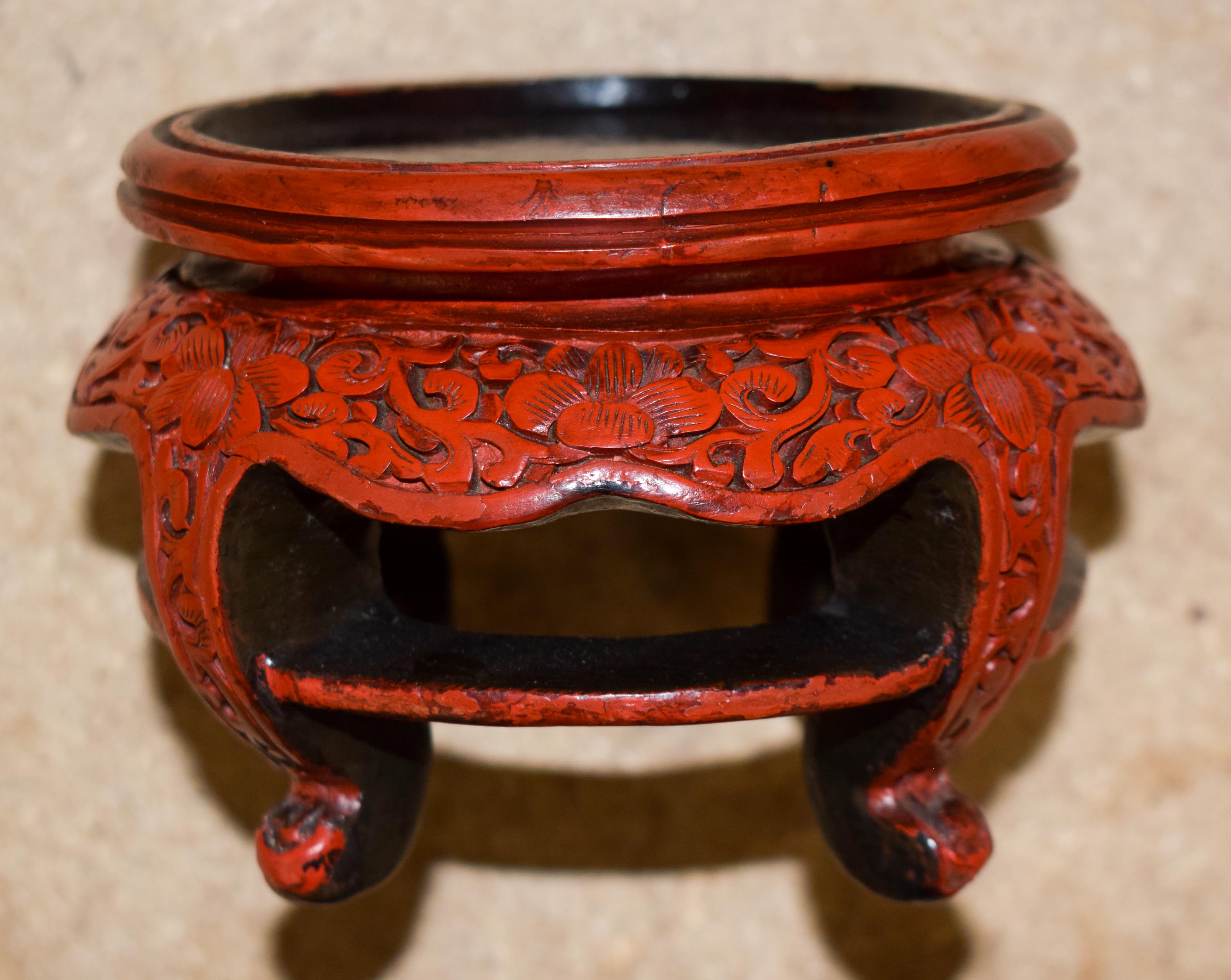 A RARE 19TH CENTURY CHINESE CARVED CINNABAR LACQUER VASE AND COVER Qing, upon a fitted stand. 37 cm - Image 11 of 20