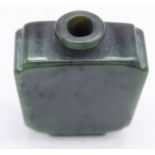 A Jade snuff bottle 5cm