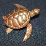 A small bronze Japanese turtle 6 cm