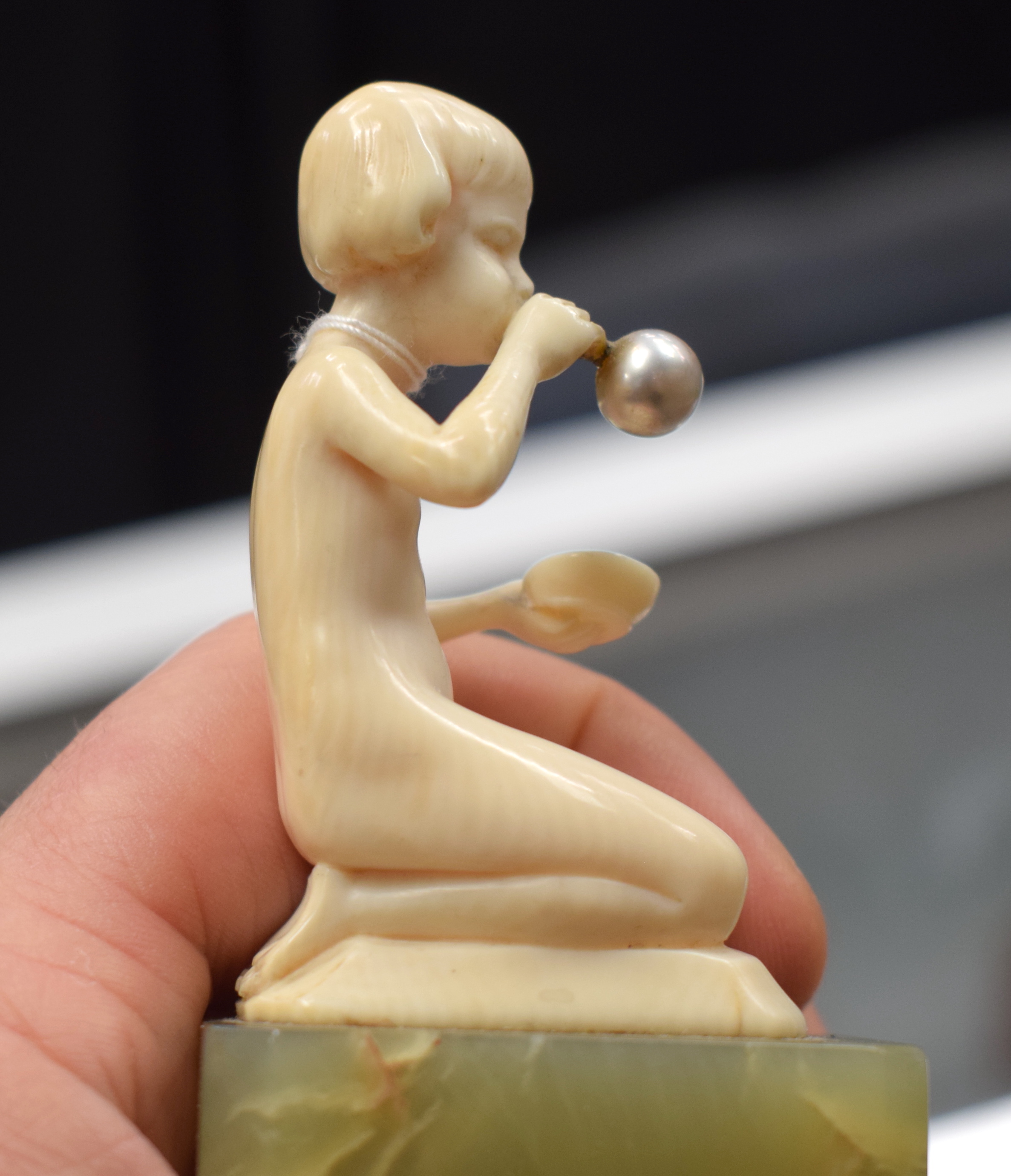 AN ART DECO CARVED IVORY FIGURE OF A BUBBLE BLOWING GIRL by Ferdinand Preiss (1882-1943), modelled - Image 7 of 11