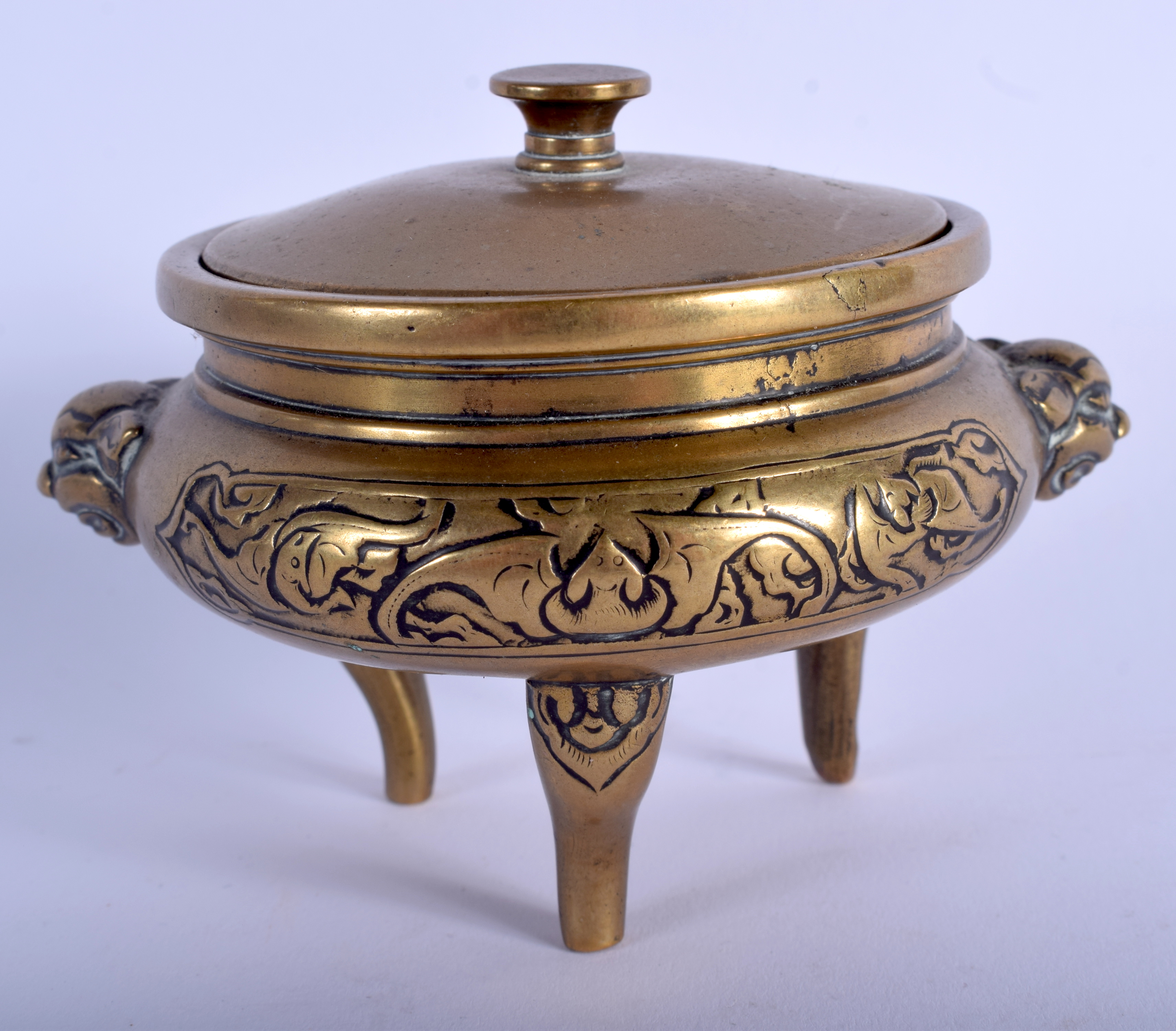 A 19TH CENTURY JAPANESE MEIJI PERIOD POLISHED BRONZE CENSER AND COVER decorated with bats. 10.25 cm