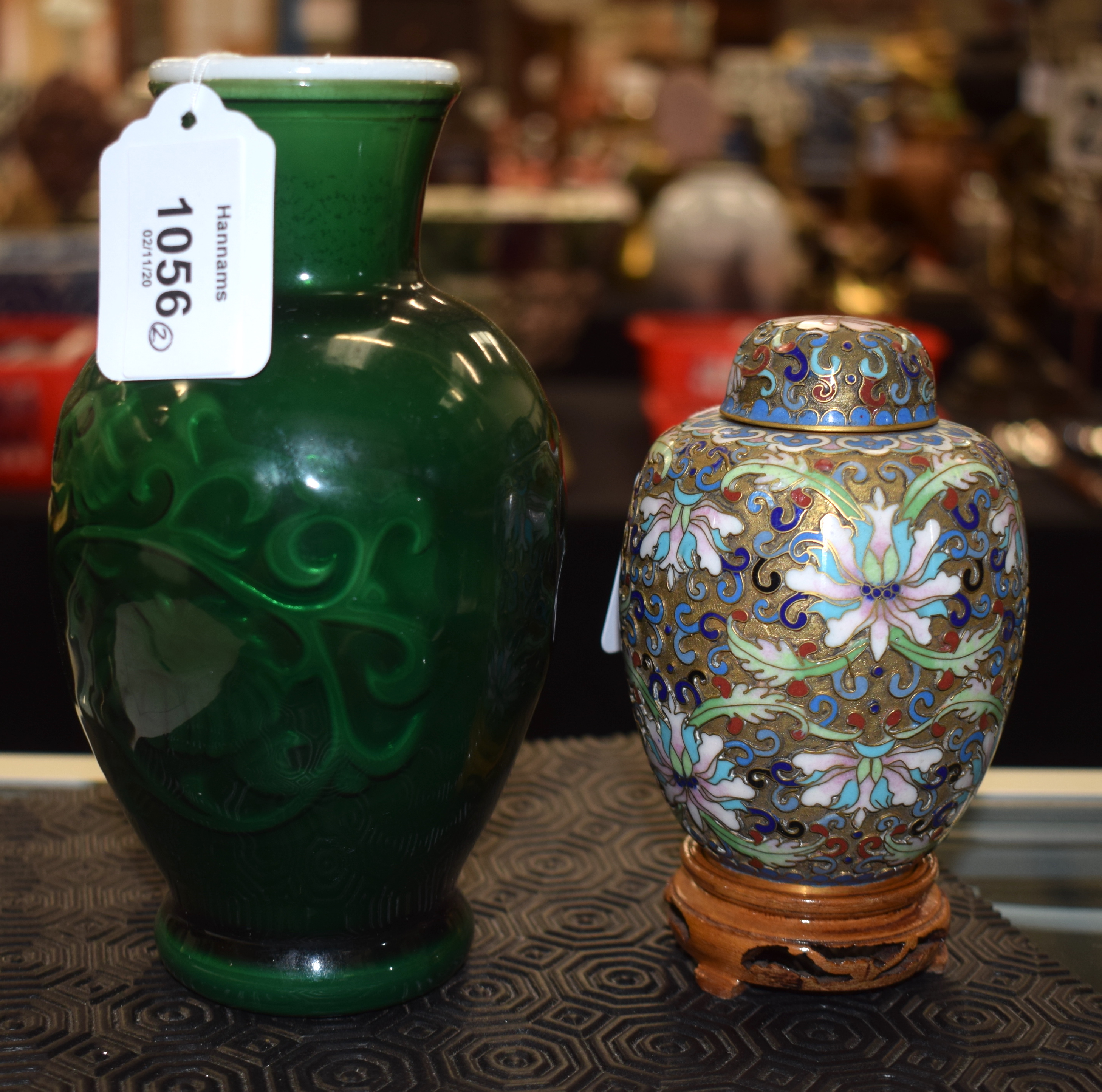 AN EARLY 20TH CENTURY CHINESE CLOISONNE ENAMEL VASE AND COVER together with a Peking style vase. La - Image 5 of 10
