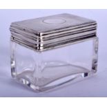 AN EDWARDIAN SILVER CASKET by Asprey. London 1906. 6.5 cm x 4 cm.