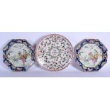 THREE EARLY 20TH CENTURY JAPANESE MEIJI PERIOD PORCELAIN DISHES. 26.5 cm wide. (3)