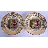 A PAIR OF EARLY 19TH CENTURY DERBY PORCELAIN CABINET PLATES C1810 in the manner of Thomas Steele. 2
