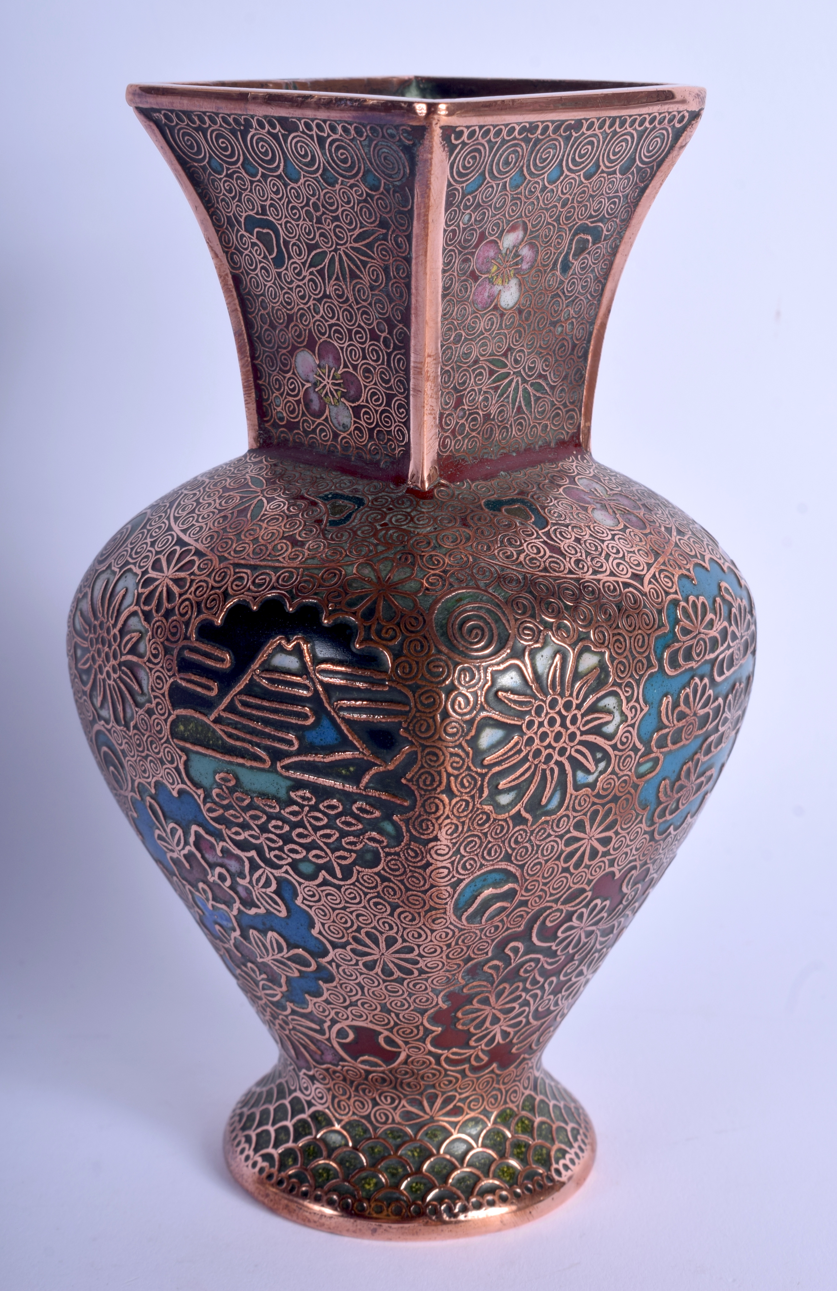 AN EARLY 20TH CENTURY JAPANESE MEIJI PERIOD MIXED METAL VASE enamelled with foliage. 15 cm high. - Image 2 of 3