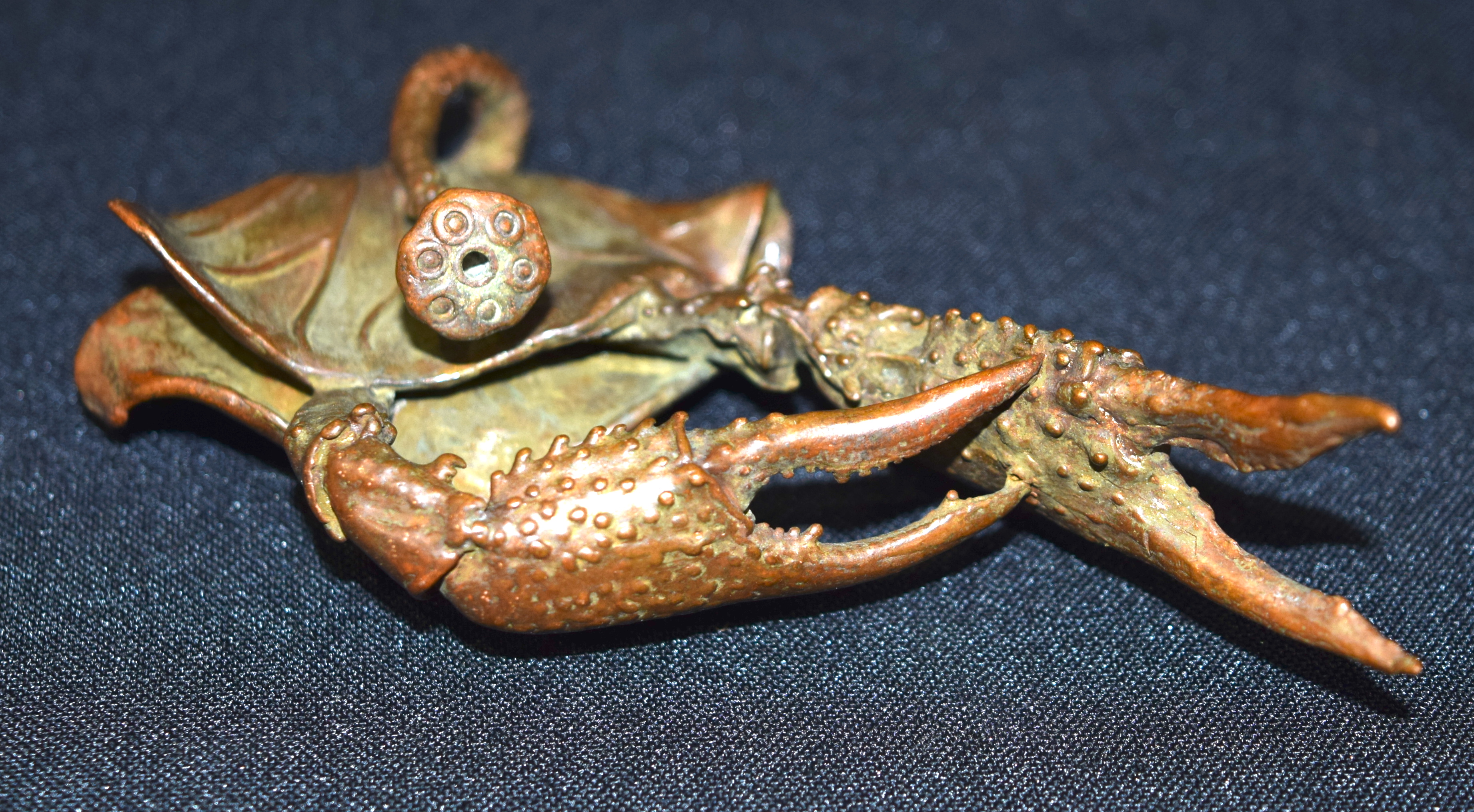 A small bronze Japanese crab 11 cm