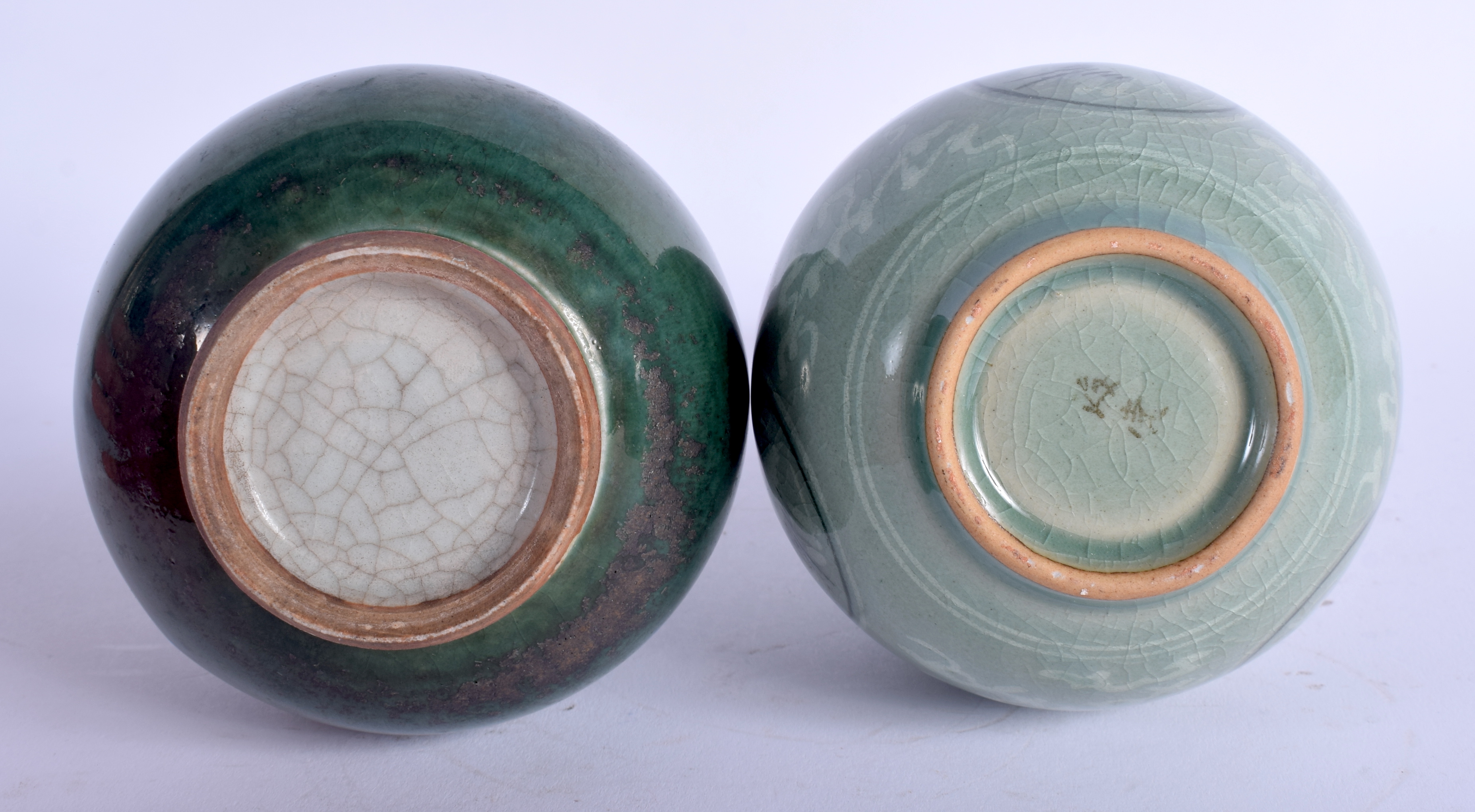 AN EARLY 20TH CENTURY KOREAN STONEWARE VASE together with a garlic neck vase. 18 cm high. (2) - Image 3 of 3