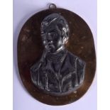 AN 18TH/19TH CENTURY EUROPEAN SILVERED IRON AND BRONZE PORTRAIT PLAQUE. 11 cm x 8 cm.