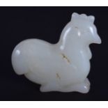 A CHINESE CARVED WHITE JADE FIGURE OF A BIRD 20th Century. 4 cm x 3 cm.