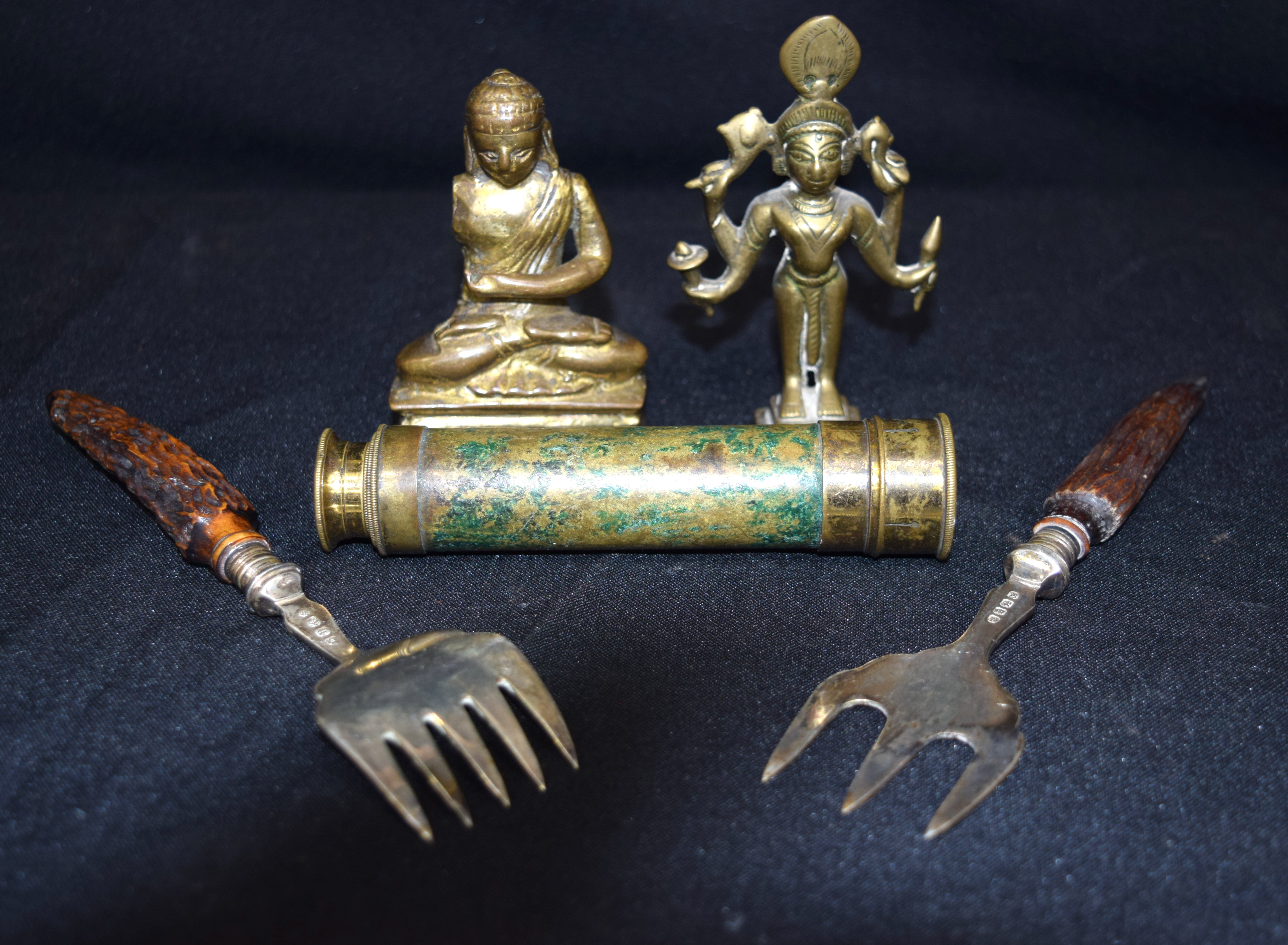 A vintage Telescope 13 cm long, 2 silver plated forks and 2 bronze buddhas (5) - Image 3 of 5