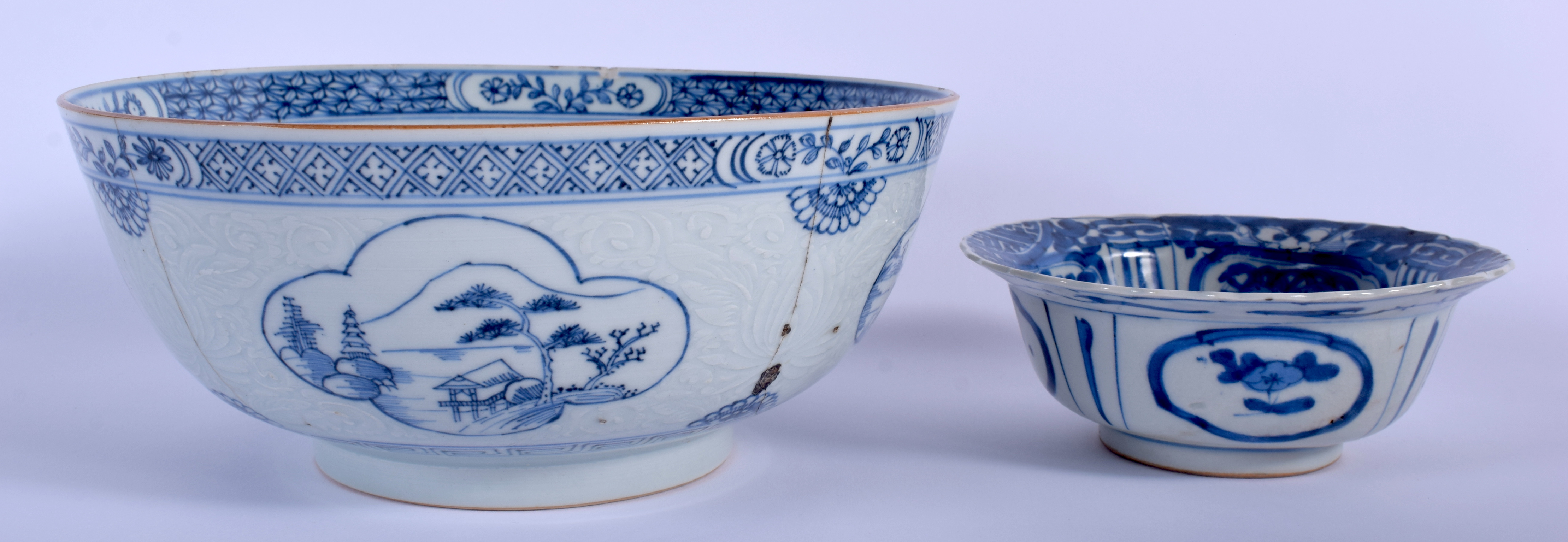 AN 18TH CENTURY CHINESE EXPORT BLUE AND WHITE BOWL Qianlong, painted with landscapes, together with - Image 2 of 4