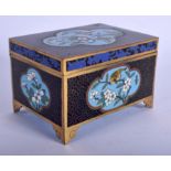 AN EARLY 20TH CENTURY CHINESE CLOISONNE ENAMEL CASKET Late Qing/Republic, decorated with birds. 11