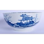 AN 18TH CENTURY WORCESTER BLUE AND WHITE BOWL painted with landscapes. 18 cm diameter.