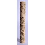 A 19TH CENTURY CHINESE CANTON IVORY NEEDLE CASE Qing, decorated with figures. 16.5 cm long.