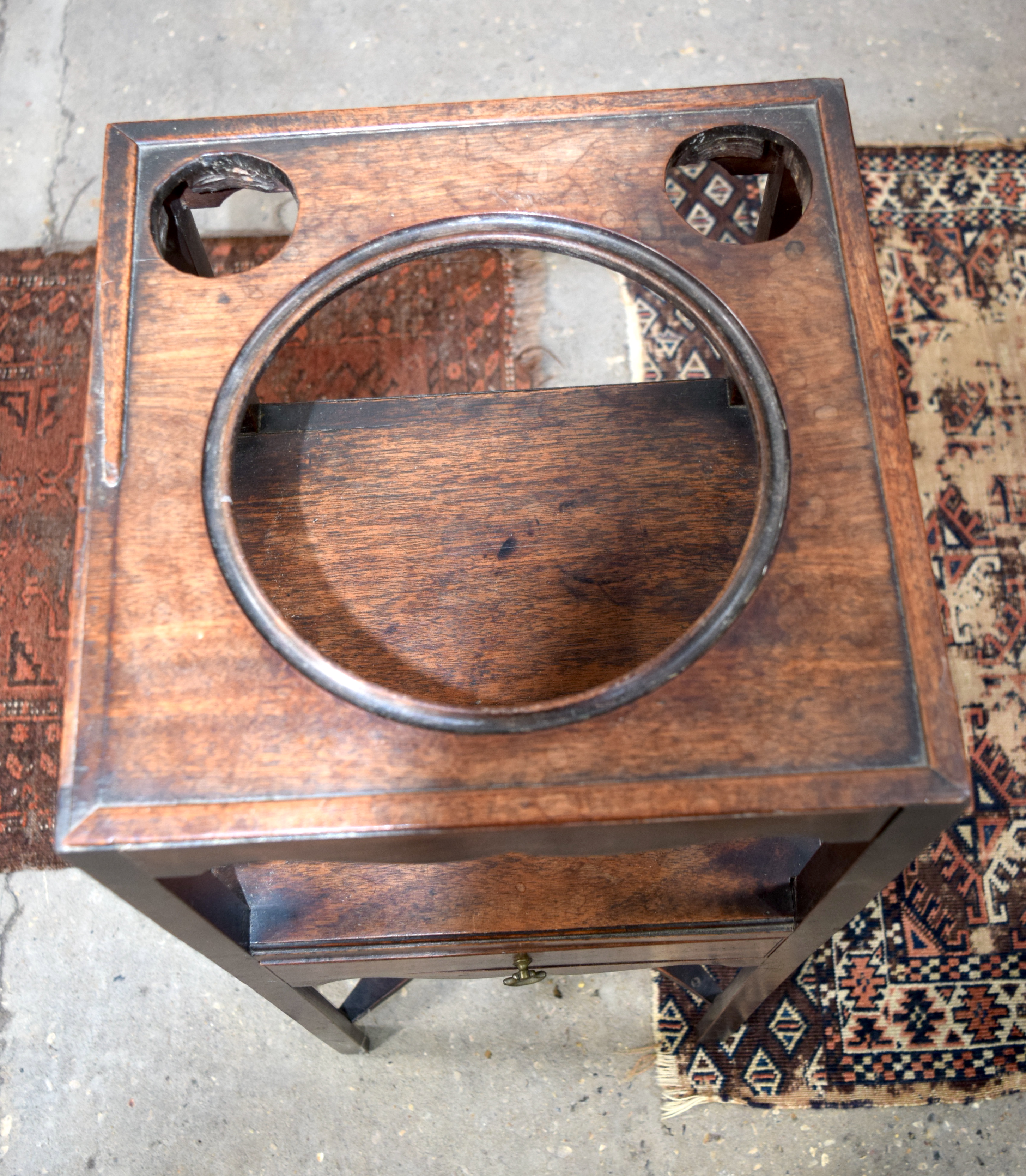 Georgian wooden Wash Basin Stand. - Image 3 of 9