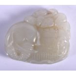 A GOOD 19TH CENTURY CHINESE CARVED GREENISH WHITE JADE ELEPHANT Qing. 6 cm x 4.5 cm.