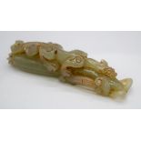 A Chinese jade pendant 9.5 cm