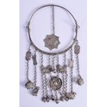 AN ANTIQUE CHINESE SILVER NECKLACE. 90 grams.