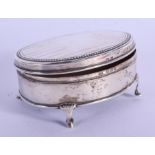 A 1920S SILVER BOX. Birmingham 1925. 94 grams. 8 cm x 6 cm.